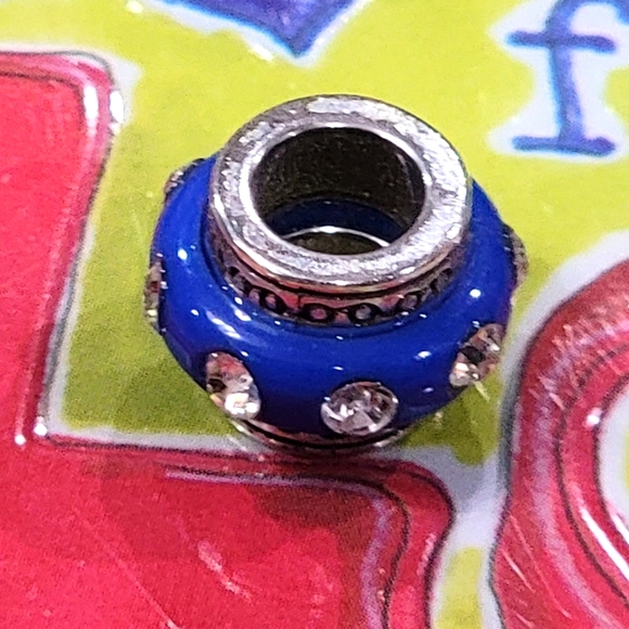 RETIRED BRIGHTON DAZZLER ROUND SAPPHIRE BLUE SPACER/BEAD - Picture 3 of 3